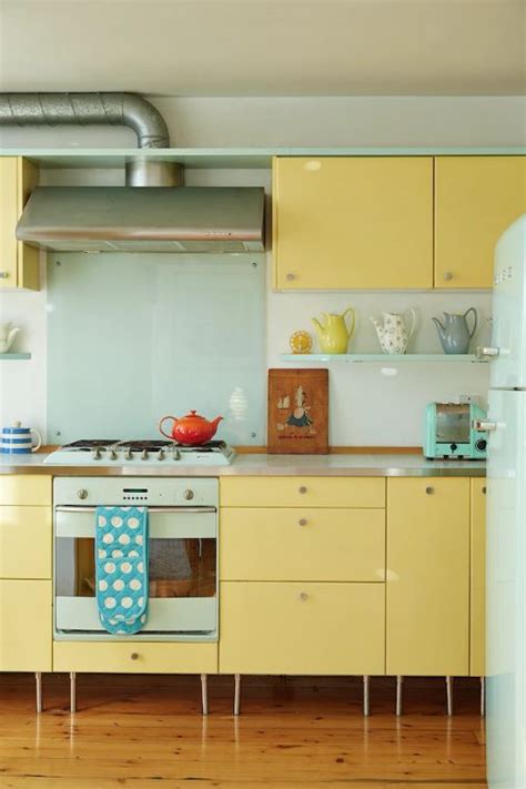 50 Bright Green And Yellow Kitchen Designs Digsdigs Yellow Kitchen