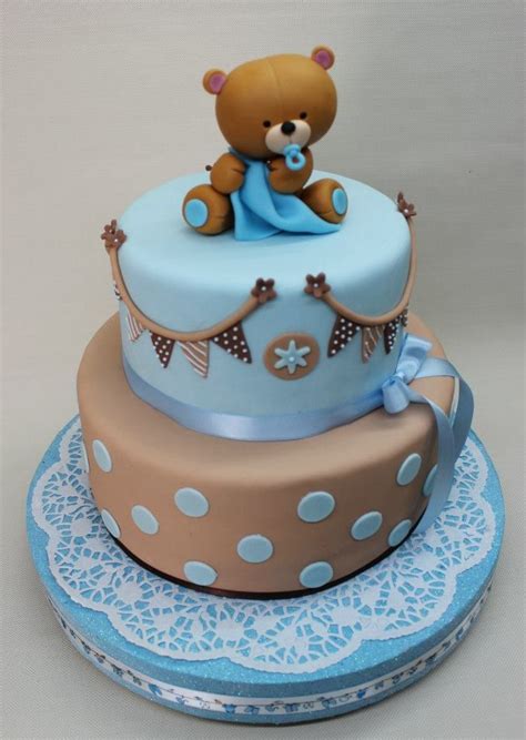 Los pasteles o torta de pañales para baby shower son una idea magnifica para regalarle a la futura mamá, además la elaboración es muy sencilla, sólo se debe poner en práctica nuestra creatividad e ingenio. Pin by Gladys Espejo on Decoración con Fondat y Pasta de ...