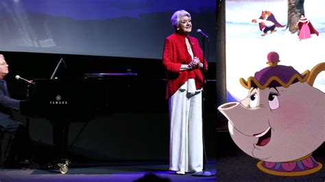 Angela Lansbury Mrs Potts Sings Beauty And The Beast 25 Years Later