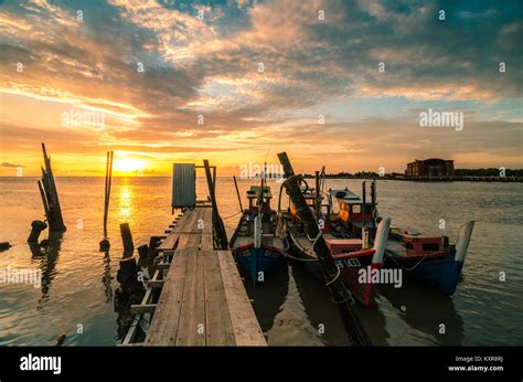 Beautiful Sunset At Kuala Kedah Fishing Village Kedah Located In