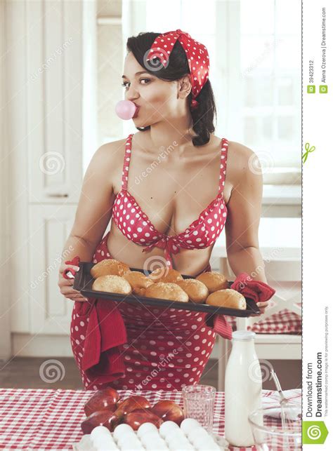 Pin Up Girl Stock Photo Image Of Hairstyle Dripping 39423312
