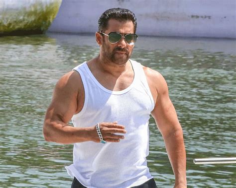 Salman Turns 53 Mother Wants Him To Achieve Six Pack Body In New Year