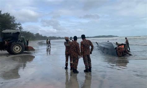 Eighteen Missing Off Malaysian Island Rescued News Flash