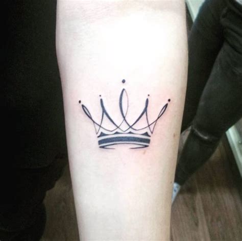 31 Crown Tattoo Ideas That Fit Royalty Styleoholic