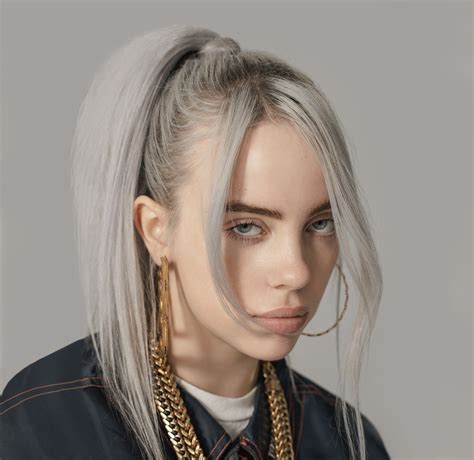 최근 빌리 아일리시가 파격화보 찍으면서 올린 글 20. billieeilish | Billie eilish, Billie, Photoshoot
