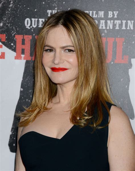 Jennifer Jason Leigh At The Hateful Eight Premiere In Los Angeles 12072015 Hawtcelebs