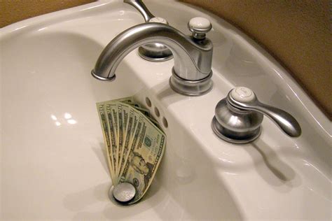 Money Down The Drain 2 Please Give Attribution To Ccpixs Flickr