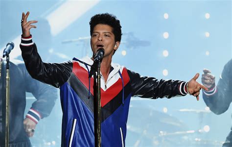 He joins previously announced performers adele, john legend, metallica, carrie underwood, and keith urban. Watch Bruno Mars perform 'That's What I Like' at 2017 ...