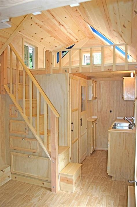 If land costs $1.25 per square foot and there is the ability to build out the coverage to 40% of the job site, then the land cost for the building would be about $3.13 for each rentable square foot. How Much Does It Cost to Build a Tiny House?