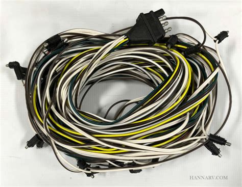 Triton 09242 Trailer Wire Plug Holder Triton 09242 Hanna Trailer Supply