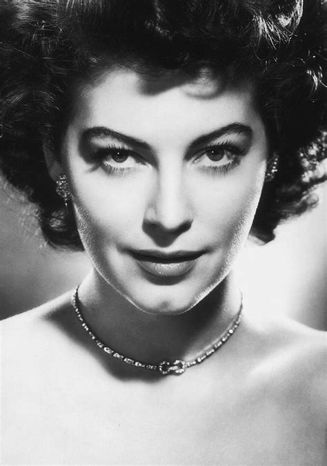 Ava Gardner With A Short And Curly Hairstyle In The 1950s 50s Actresses