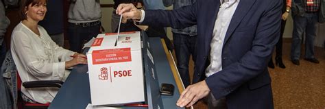 La líder del psoe andaluz ha perdido la mitad de los votos que obtuvo en las primarias de 2017 en andalucía, entonces fueron 24.519 papeletas, un 63,19% del escrutinio, frente a los 12.274 votos. Los mejores memes de las primarias del PSOE - Los Replicantes