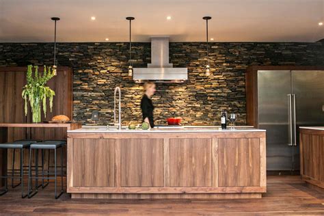 Willco will plan, coordinate and execute the many facets of any residential remodeling and home construction project. Rooms Viewer | HGTV