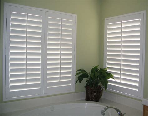 Interior wooden shutters have become extremely popular among folks. Beautiful Interior Window Shutters to Adorn Your Room ...