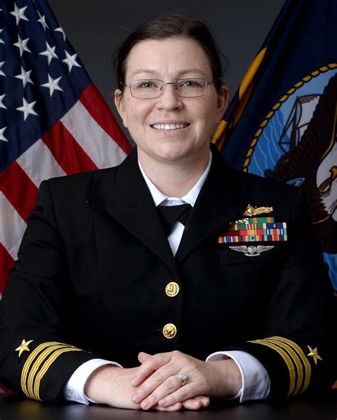 Commander Elizabeth E Mcmullen Navy Recruiting Command Leadership