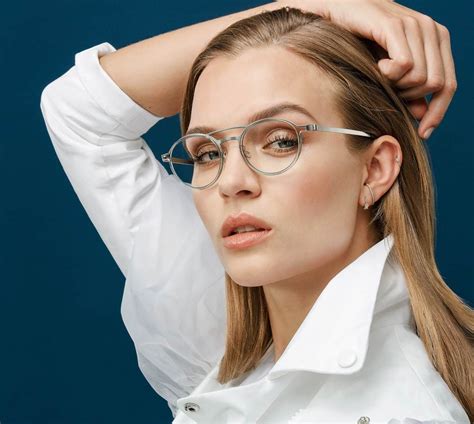choosing the perfect pair of glasses · eye c optometry