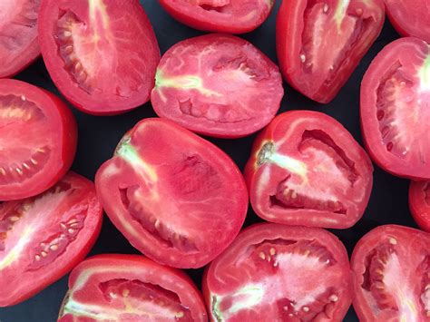 How To Skin Tomatoes Tomato Fresh Tomatoes Farmers Market