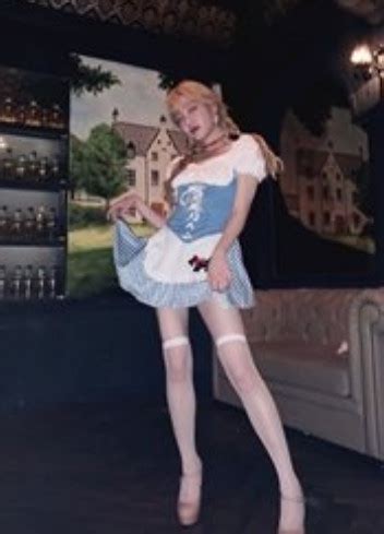 바보 — пабо — дурак. 이유비 열애설, 김우성 처음 아냐 "해외 파티서 마주쳤지만 ...