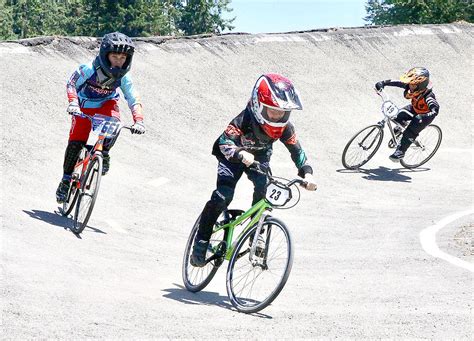 Riders Compete In State Qualifier At Lincoln Park Bmx Track Peninsula