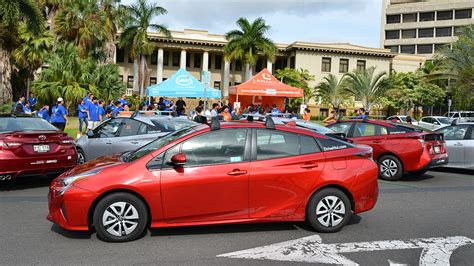 University Of Hawaii Students Drive For A Cause With Hui Car Share Servco