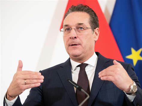 He has been married to philippa strache since october 7, 2016. Neuer Job: Strache arbeitet jetzt in der Immo-Branche ...