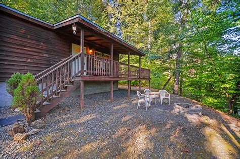 Cabin With Wrap Around Porch Mountain Views And Outdoor Firepit Updated