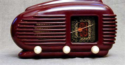 How to Determine the Value of Your Antique Radios - Catawiki
