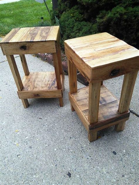 Pallet Stools Bar Stools Made From Pallets Easy Pallet Ideas