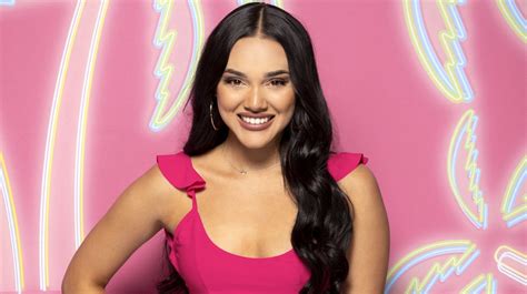 Love Islands Cely Vazquez Wants To Get Divorced