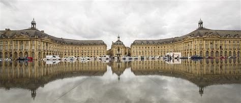 Place De La Bourse In Bordeaux Foto And Bild France Water World