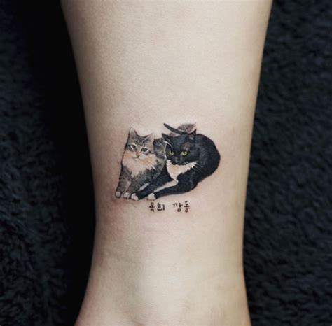 28 Miniature Animal Tattoos For Women Tattooblend