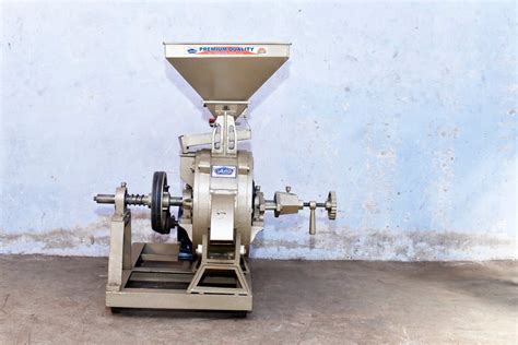 16 Inch Commercial Flour Mill 5 HP Single Phase Atta Chakki Machine 16