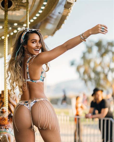 Sommer Ray Ass 3