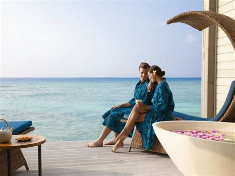 Visit Maldives News Mӧvenpick Resort Is Creating Moments Of Romance