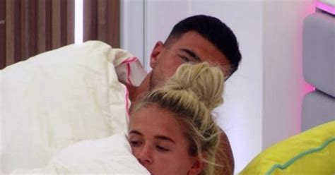 Love Island Fans Horrified As Tommy And Molly Mae Have Sex In Front