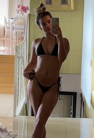 Sarah Jade Bleau Sjbleau Nude And Sexy Videos On TikTok