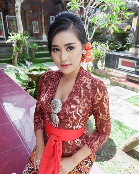 Ayu Sintya Dewiさんはinstagramを利用しています「😇」 Wanita Wanita Cantik Model Pakaian