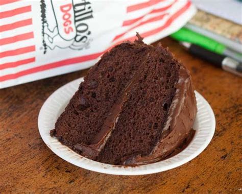 Knock off portillo's chocolate cake. Portillo's Chocolate Cake Copycat | Recipe | Portillos ...