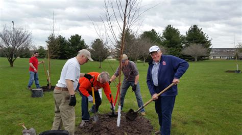 Rotary Park Tree Planting Rotary Club Of Springfield South