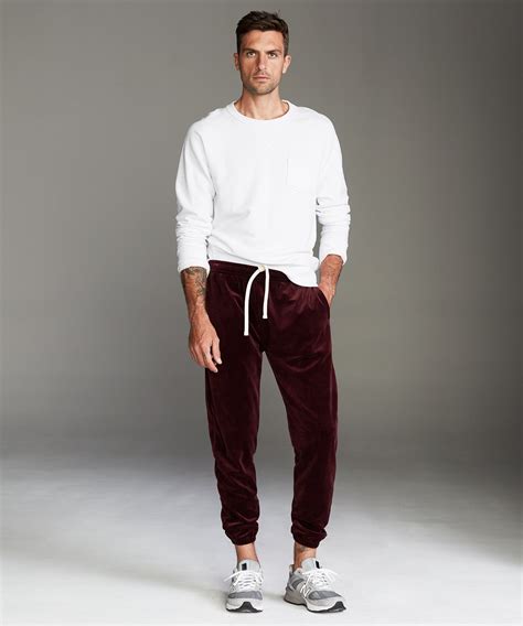 Velour Classic Fit Sweatpants In Burgundy Todd Snyder