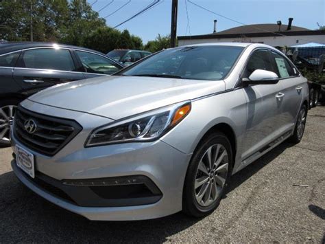 Contact our sales department today to receive more information. 2017 Hyundai Sonata Sport Sport 4dr Sedan PZEV for Sale in ...