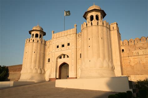 Lahore Fort Complex Alamgiri Gate Alamgiri Gate Courtyard Facade