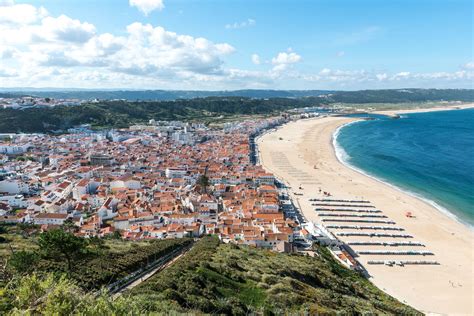 Nazaré beach, with its mild climate and natural beauty, has one of the most ancient traditions connected to sítio also houses the shrine to our lady of nazaré and not far away, the dr. Obidos, Nazare, Batalha, Fatima FD Private Tour | Portugal.com