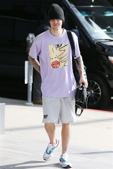 Justin Biebers Style Is Phenomenal And He Proves It Every Single Time Have A Look Iwmbuzz