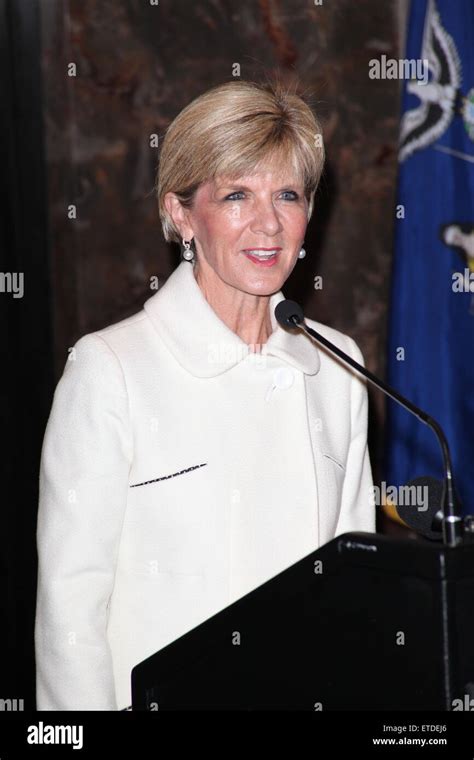 Hugh Jackman And Julie Bishop Illuminate The Empire State Building In