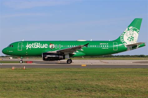 Airbus A320 232 N595jb Jetblue Airways Boston Celtics Livery In 2021