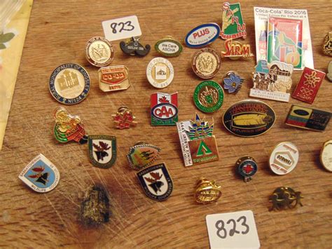 39 Collectible Lapel Pins Schmalz Auctions
