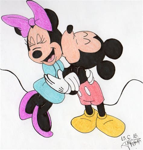 Mickey Y Minnie De Cuento Para Imprimir Imagenes Minnie Mouse Pictures Mickey Disney Sketches