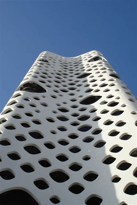 O 14 Tower By Reiser Umemoto In Dubai United Arab Emirates