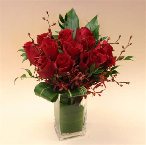 If you're looking for the perfect flowers for valentine's day, we've got you covered with our gorgeous range of bouquets. Premium Dozen Roses | A classic Valentine's Day favorite ...